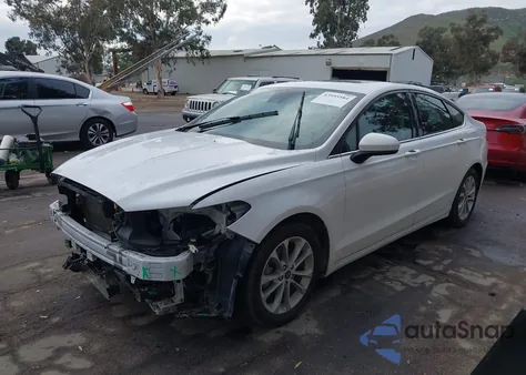 2020 Ford Fusion Hybrid Se z USA, uszkodzony, nr VIN 3FA6P0LU9LR171019